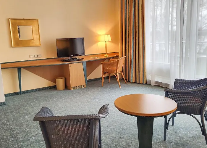 Otel Seehotel Bollmannsruh Päwesin