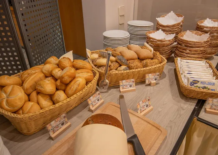 Seehotel Bollmannsruh 3* Päwesin