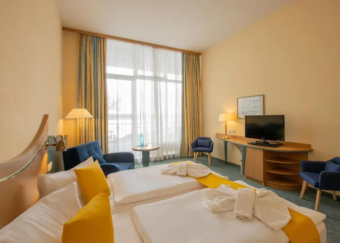 Seehotel Bollmannsruh 3* Päwesin